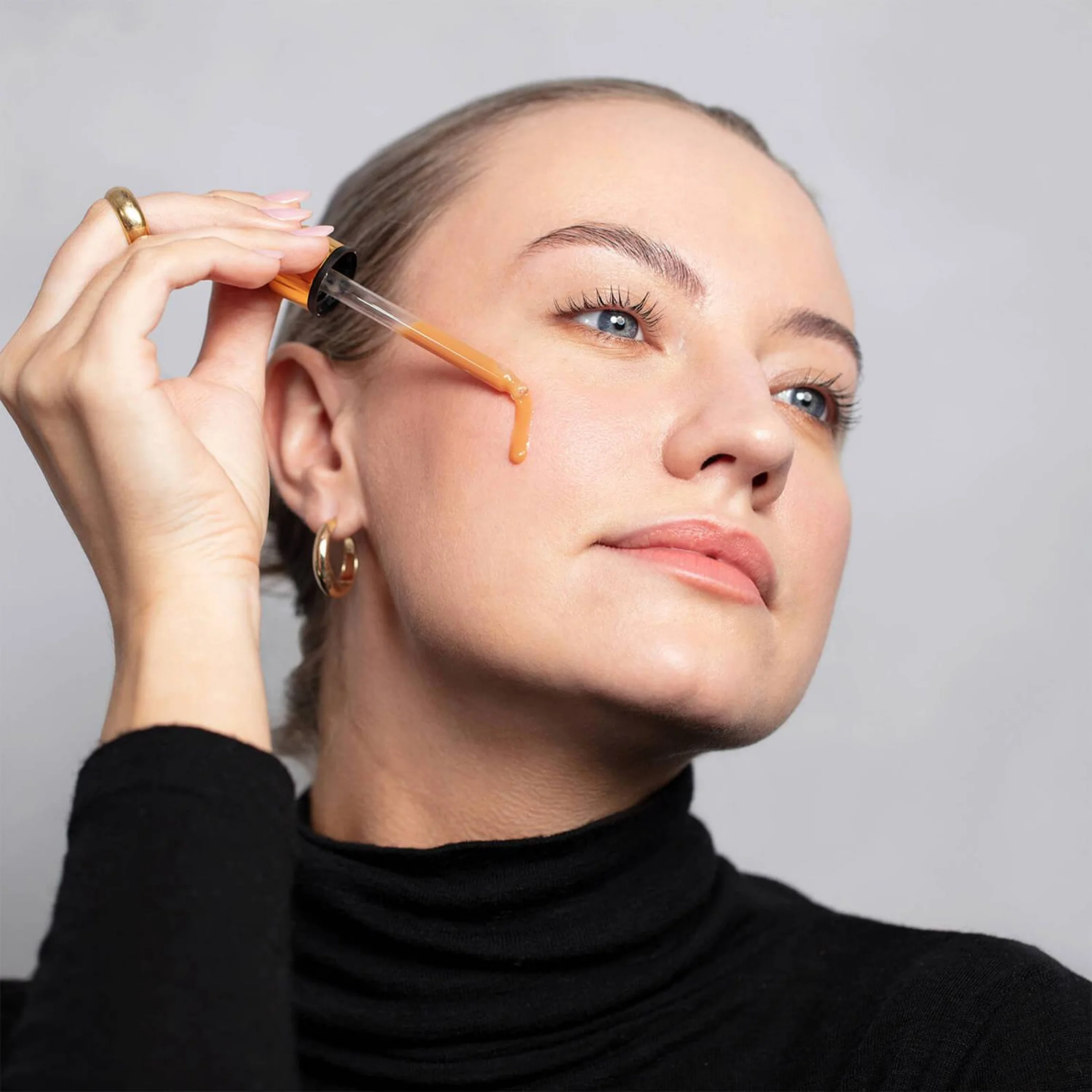 Hosanna - Hosanna H20 Intensive skin-plumping Serum - Image 3